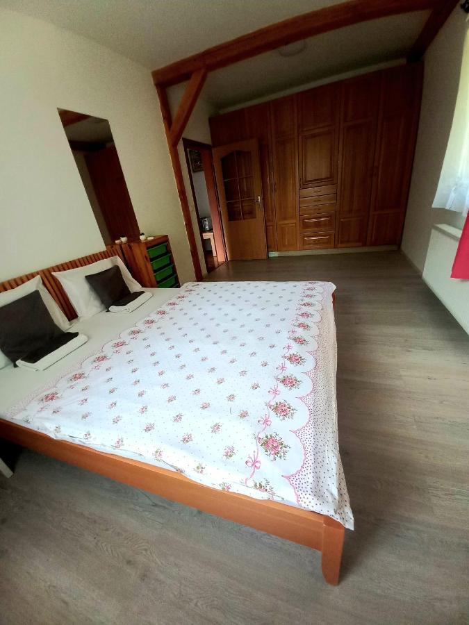 Apartmany Kocanda Jesenice  Esterno foto